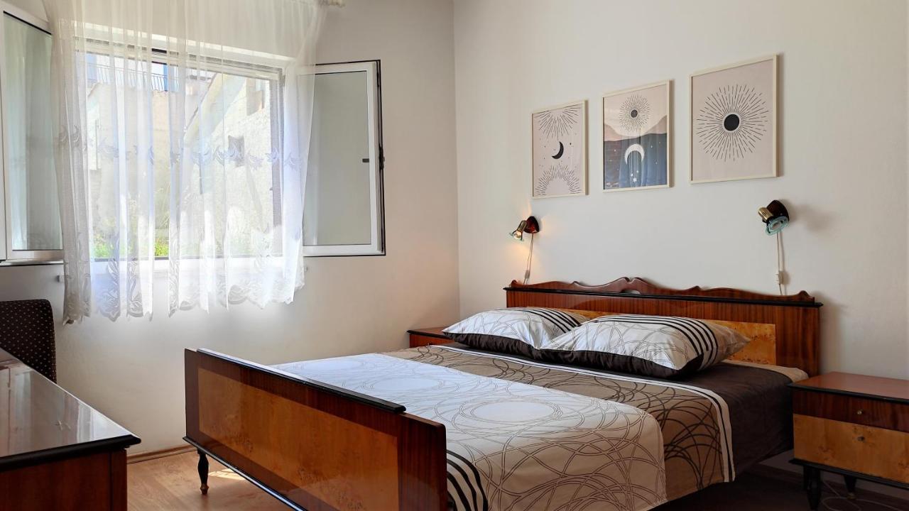 Apartments Ljilja Sea View Slatine Exterior photo